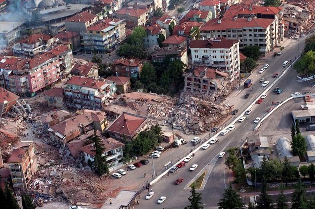 İstanbul'da 493 deprem toplanma alanından geriye sadece 77 ...